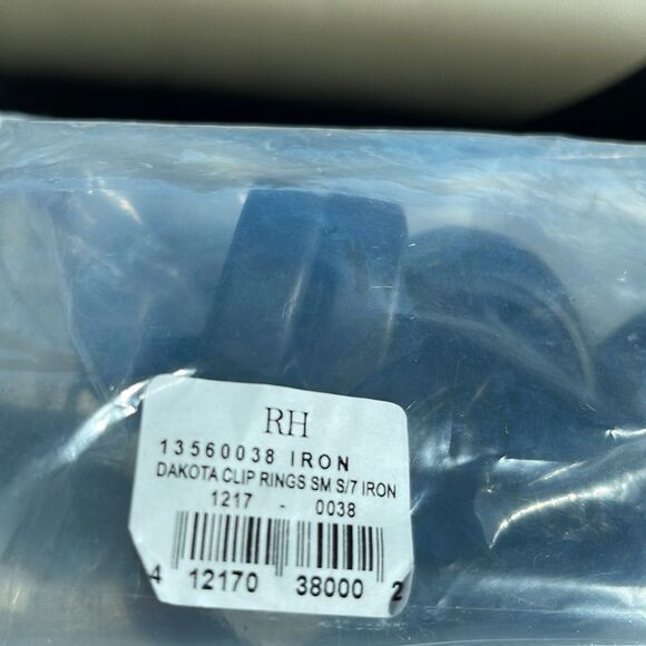 Restoration hardware DAKOTA DRAPERY RINGS (SET OF 7)‎ iron small curtain rings - Picture 4 of 5